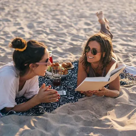 Casa vacanze Luxury Beachfront With Private Pool, Private Beach, Yoga & Sea Adventures Larnaca