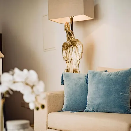 Luxury Beachfront With Private Pool, Private Beach, Yoga & Sea Adventures